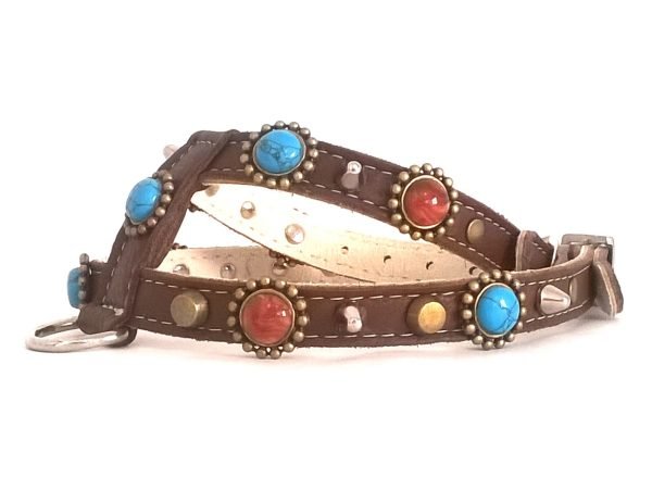 Exclusief luxe honden-tuigje met turquoise kleur steentjes spikes en studs, design Bohemian