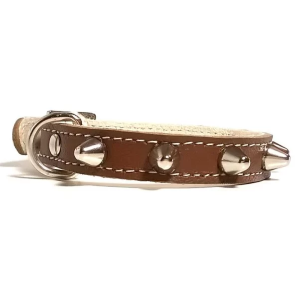Frontside of punk spiked cat collar in brown leather with D-ring.