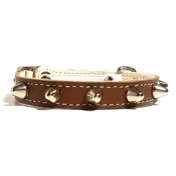 Elastic breakaway safety buckle of punk spiked cat collar in brown leather.